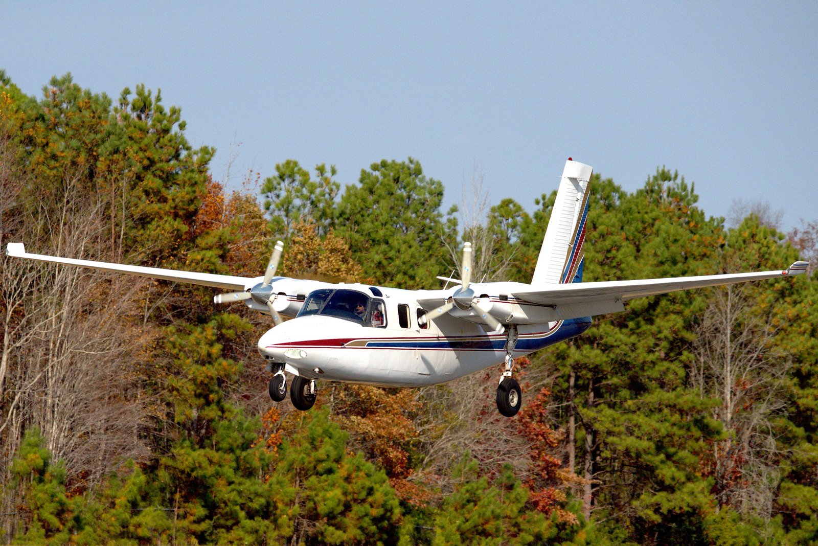 Aero Commander 500S